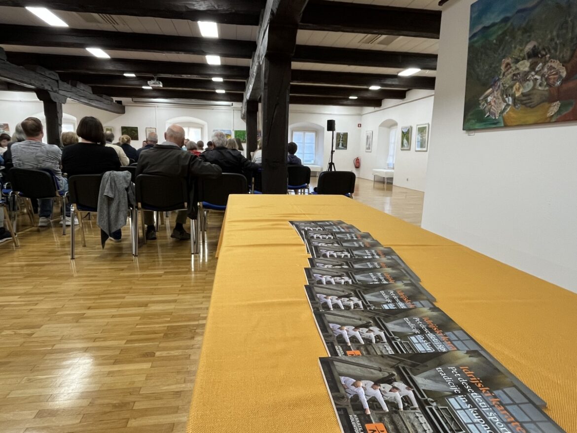 POL STOLETJA IDRIJSKEGA KARATEJA V ZGODBAH IN FOTOGRAFIJAH