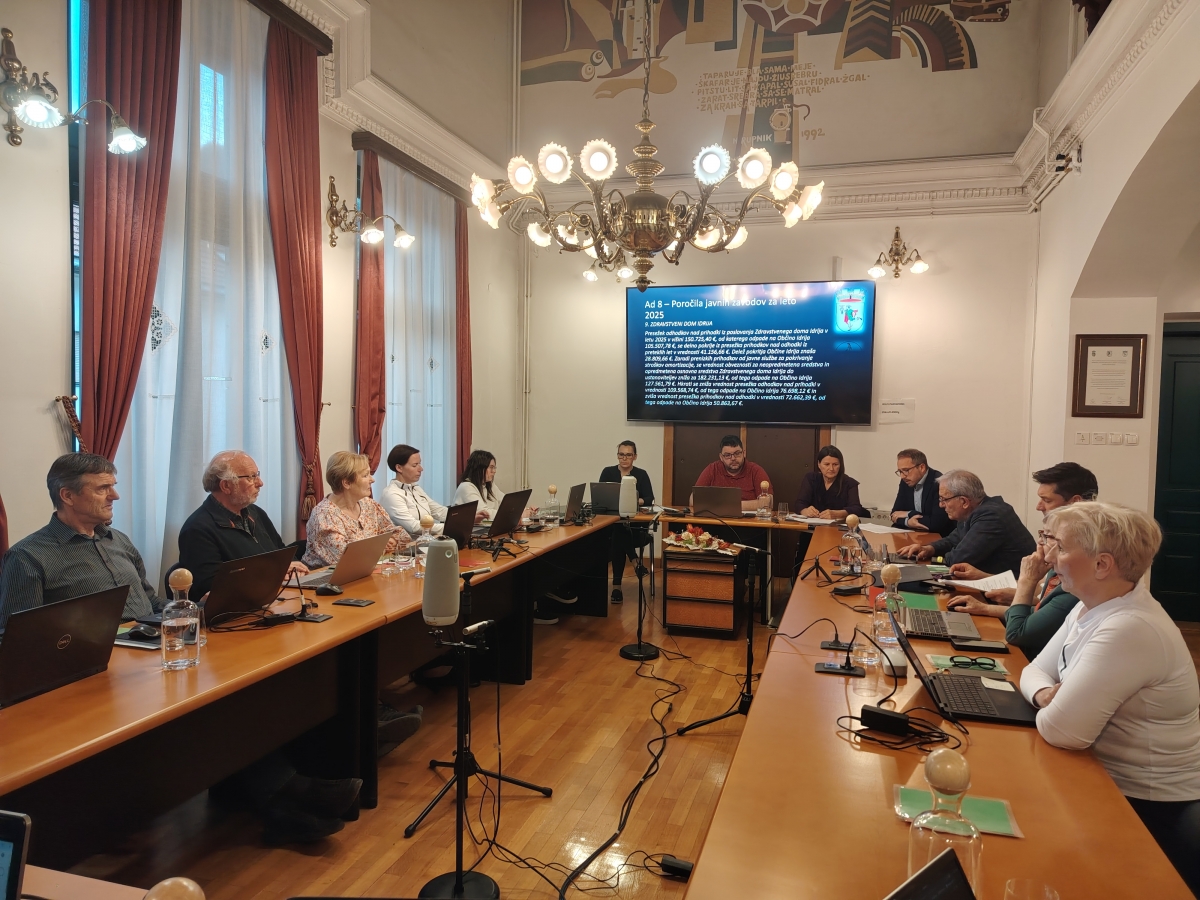 NA INFORMACIJO O LETOŠNJIH NAGRAJENCIH OBČINE BO POTREBNO ŠE MALCE POČAKATI
