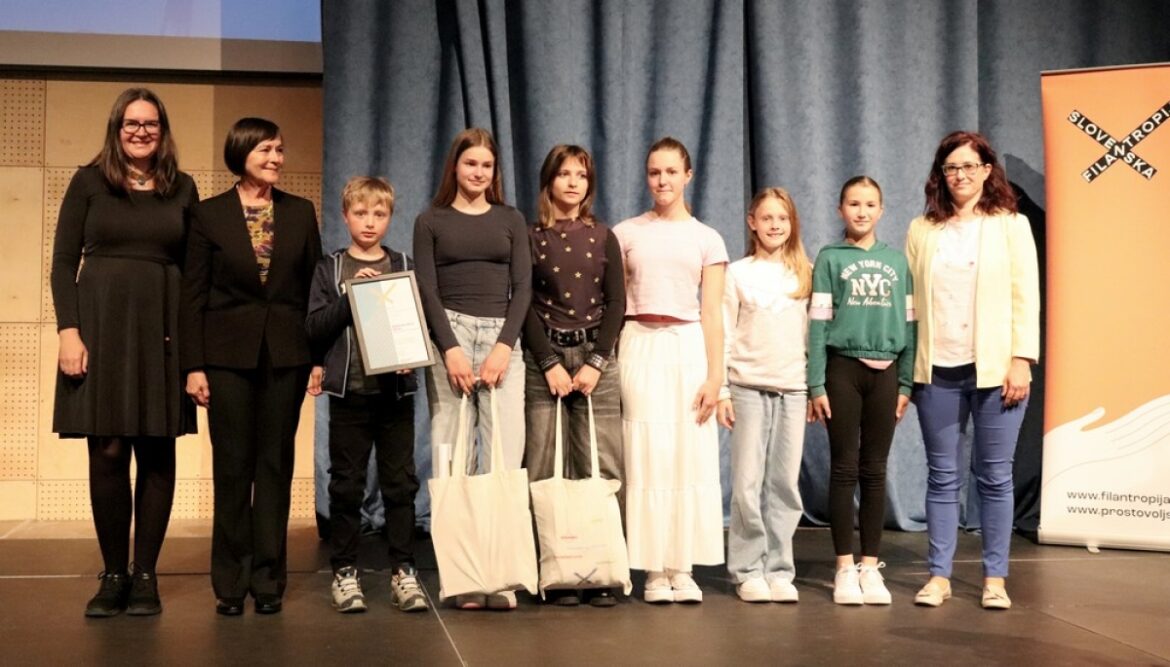 PROSTOVOLJSTVO IN DUŠEVNA PODPORA MLADIM