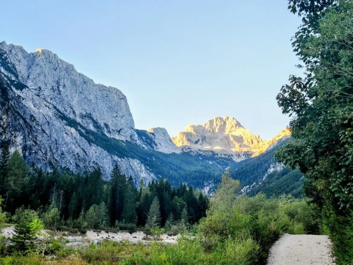 LETOŠNJA NAJ PLANINSKA POT VODI IZ ZADNJE TRENTE NA BAVŠKI GRINTOVEC