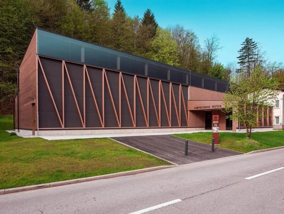 IDRIJA GOSTI MEDNARODNO SREČANJE MINES.B